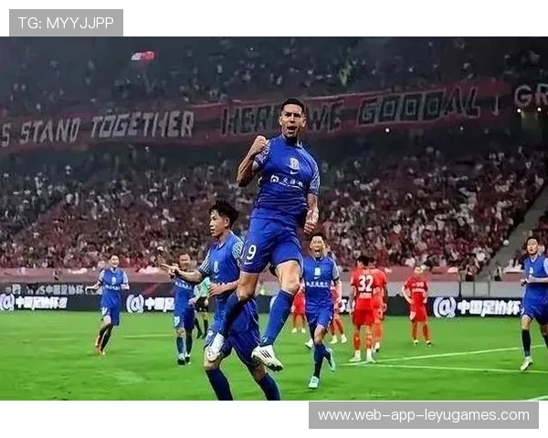 上海申花：拉唐中路高速传球引领足球新风潮